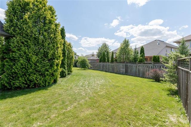 587 Cherrygrove Crescent, House detached with 3 bedrooms, 2 bathrooms and 6 parking in Hamilton ON | Image 35