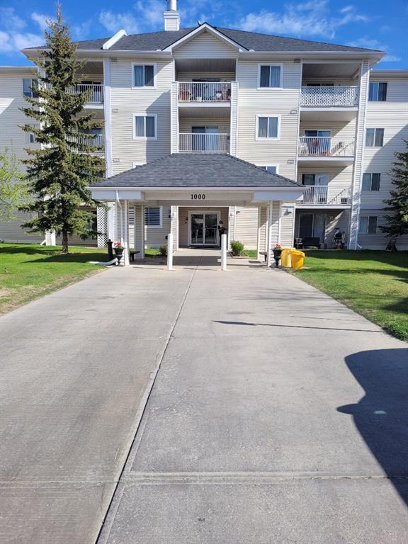 1408, - 6224 17 Avenue Se, Condo with 2 bedrooms, 2 bathrooms and 2 parking in Calgary AB | Card Image