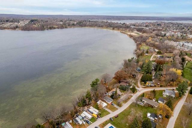 8 Lakeshore Rd, Home with 1 bedrooms, 1 bathrooms and 2 parking in Midland ON | Image 11