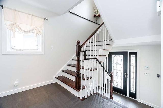 4 Vanbrugh Ave, House detached with 3 bedrooms, 3 bathrooms and 6 parking in Toronto ON | Image 28