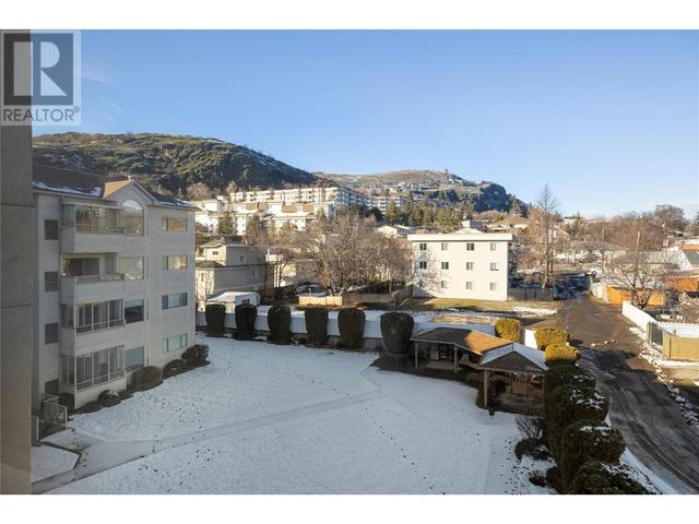 3805 - 30 Avenue Unit# 402, Condo with 2 bedrooms, 2 bathrooms and 1 parking in Vernon BC | Image 37