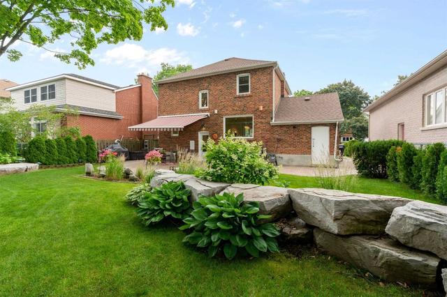 41 Leggett Ave, House detached with 3 bedrooms, 2 bathrooms and 5 parking in Toronto ON | Image 27