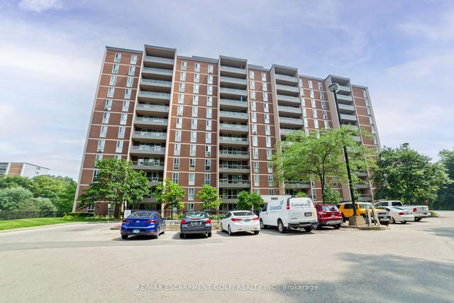 707 - 1966 Main St W, Condo with 3 bedrooms, 2 bathrooms and 1 parking in Hamilton ON | Image 1