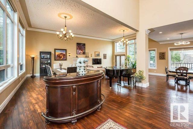 116 Windermere Cr Nw, House detached with 4 bedrooms, 5 bathrooms and 10 parking in Edmonton AB | Image 2