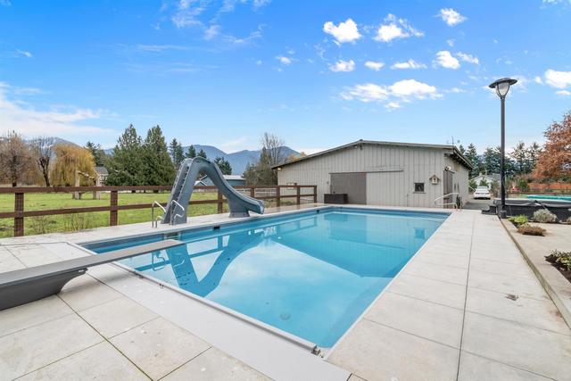 48400 Yale Road, House detached with 6 bedrooms, 5 bathrooms and null parking in Chilliwack BC | Image 27
