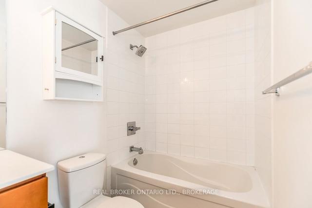 517 - 25 Cole St, Condo with 1 bedrooms, 1 bathrooms and 1 parking in Toronto ON | Image 5