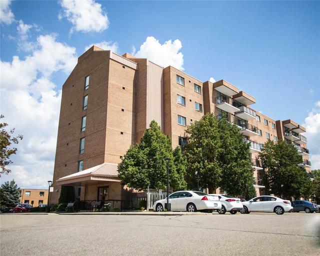 32 - 16 Fourth St, Condo with 2 bedrooms, 1 bathrooms and 1 parking in Orangeville ON | Image 1