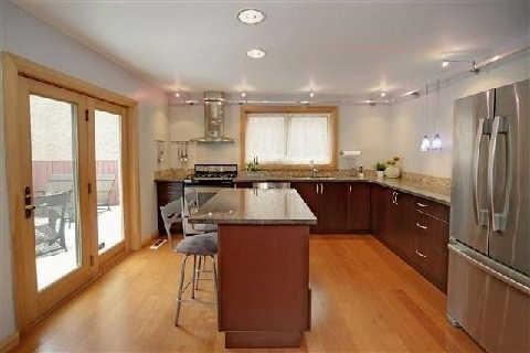 96 Undercliff Dr, House detached with 4 bedrooms, 4 bathrooms and 4 parking in Toronto ON | Image 8