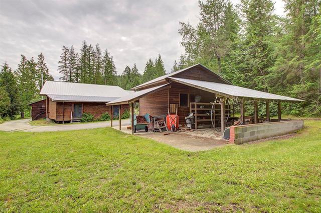 3218 Trinity Valley Road, House detached with 3 bedrooms, 2 bathrooms and 15 parking in North Okanagan F BC | Image 40