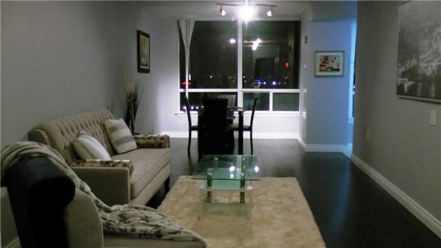 lph105 - 9017 Leslie St, Condo with 2 bedrooms, 2 bathrooms and 2 parking in Richmond Hill ON | Image 2