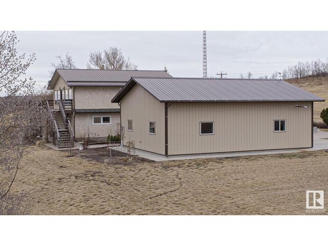 58224 Rge Rd 223, House detached with 3 bedrooms, 2 bathrooms and null parking in Thorhild County AB | Image 5