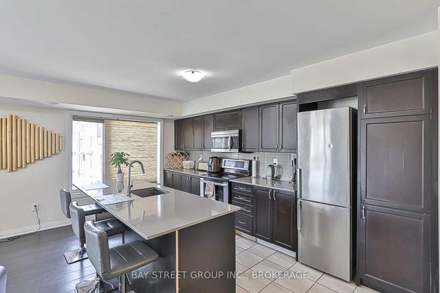 2 - 161 Frederick Tisdale Dr, Townhouse with 2 bedrooms, 3 bathrooms and 1 parking in Toronto ON | Image 6