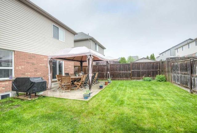 723 Commonwealth Cres, House detached with 4 bedrooms, 4 bathrooms and 2 parking in Kitchener ON | Image 20