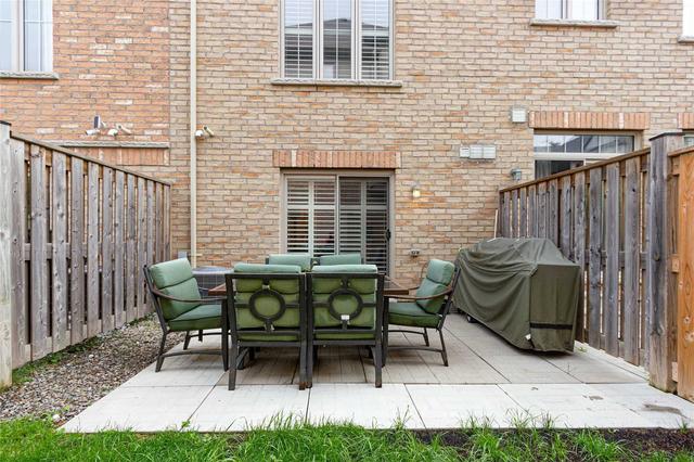3 Soccavo Cres, Townhouse with 3 bedrooms, 4 bathrooms and 2 parking in Brampton ON | Image 27
