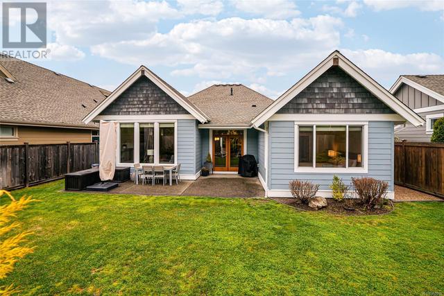 770 West Ridge Way, House detached with 3 bedrooms, 2 bathrooms and 4 parking in Qualicum Beach BC | Image 28