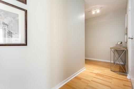 1014 - 75 Dalhousie St, Condo with 1 bedrooms, 1 bathrooms and 0 parking in Toronto ON | Image 2