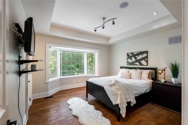 65 Oakfield Dr, House detached with 5 bedrooms, 8 bathrooms and 12 parking in Toronto ON | Image 19