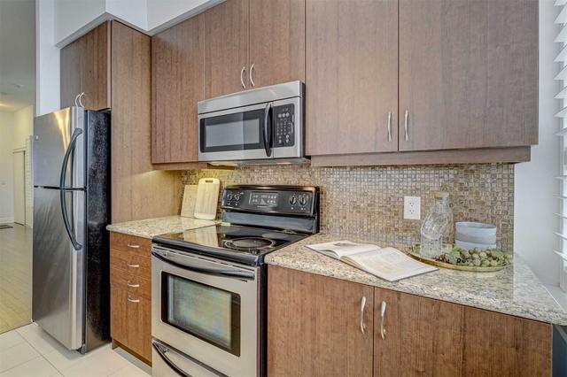 208 - 500 St Clair Ave W, Condo with 1 bedrooms, 1 bathrooms and 0 parking in Toronto ON | Image 5