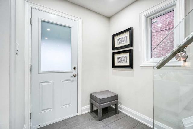 918 Eglinton Ave E, House semidetached with 3 bedrooms, 2 bathrooms and 2 parking in Toronto ON | Image 23