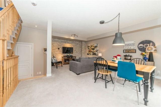 81 Tabaret Cres, House attached with 2 bedrooms, 2 bathrooms and 2 parking in Oshawa ON | Image 6