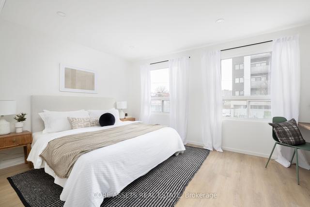 1752 St Clair Ave W, Home with 2 bedrooms, 3 bathrooms and 2 parking in Toronto ON | Image 19