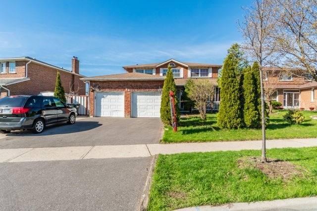 86 Professor's Lake Pkwy, House detached with 4 bedrooms, 4 bathrooms and 6 parking in Brampton ON | Image 1