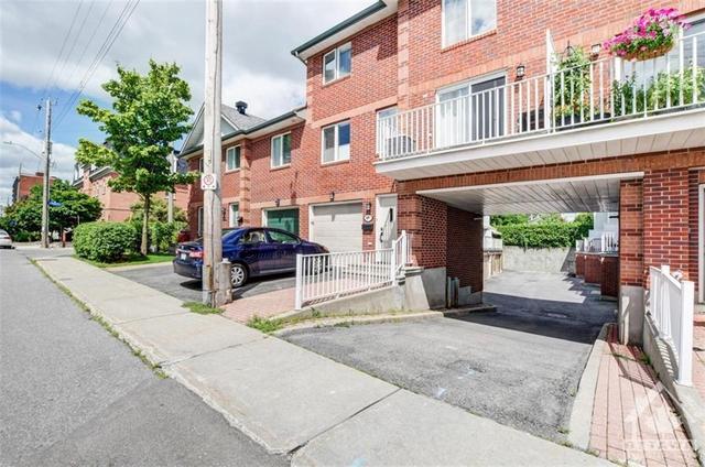 24 Maclean Street, Townhouse with 3 bedrooms, 2 bathrooms and 1 parking in Ottawa ON | Image 28