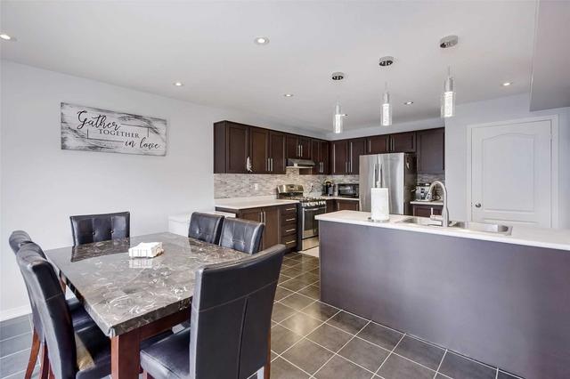 53 Reid Rd, House detached with 4 bedrooms, 3 bathrooms and 4 parking in Bradford West Gwillimbury ON | Image 3