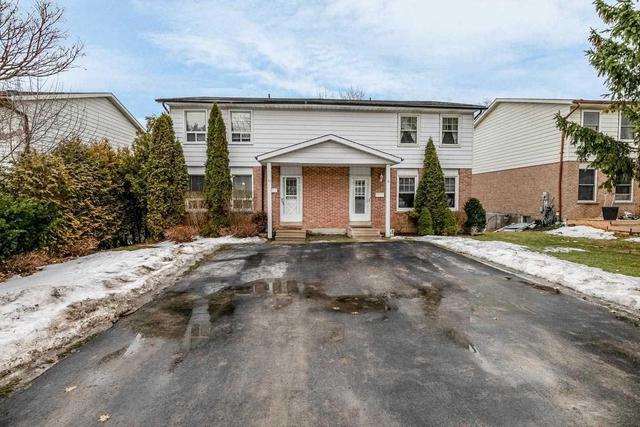 37 Orange St, House semidetached with 3 bedrooms, 2 bathrooms and 2 parking in Orangeville ON | Image 2
