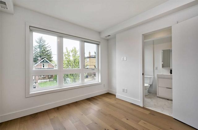 27a Lanark Ave, House semidetached with 5 bedrooms, 5 bathrooms and 3 parking in Toronto ON | Image 5