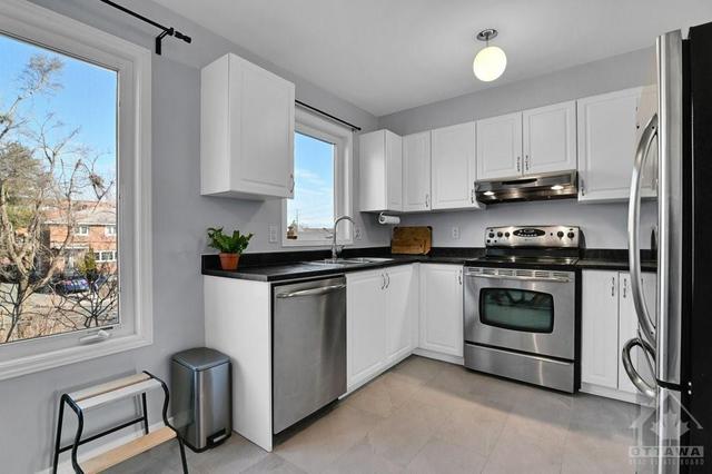 183 Fordham Private, Townhouse with 2 bedrooms, 2 bathrooms and 2 parking in Ottawa ON | Image 8