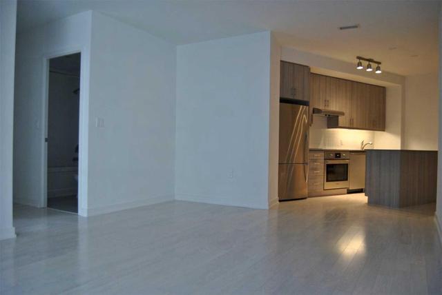 404 - 1 The Esplanade, Condo with 2 bedrooms, 2 bathrooms and null parking in Toronto ON | Image 8