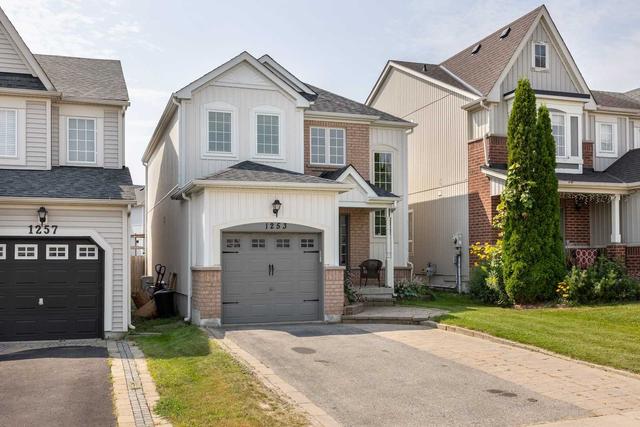 1253 Magnolia Ave, House detached with 3 bedrooms, 2 bathrooms and 3 parking in Oshawa ON | Image 23