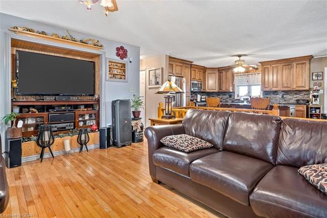 325 County Road 30, House detached with 3 bedrooms, 2 bathrooms and 10 parking in Prince Edward County ON | Image 1