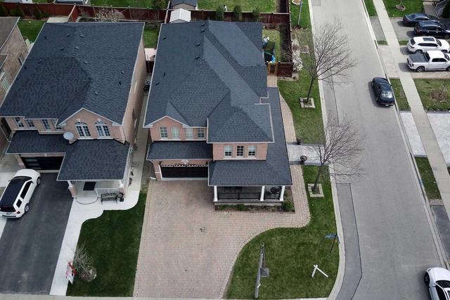 3 Prada Crt, House detached with 4 bedrooms, 5 bathrooms and 5 parking in Brampton ON | Image 12