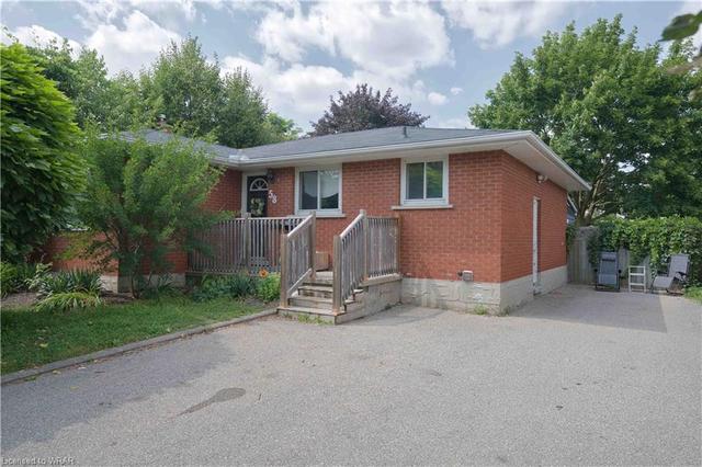 58 Farrier Drive, House detached with 6 bedrooms, 2 bathrooms and 5 parking in Kitchener ON | Image 1