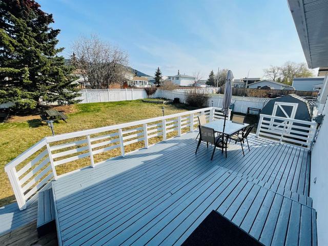10310 Hoppe Avenue, House detached with 4 bedrooms, 2 bathrooms and 2 parking in Greenview No. 16 AB | Image 3