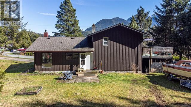 231 Sayward Hts, House detached with 3 bedrooms, 1 bathrooms and 3 parking in Sayward BC | Image 35