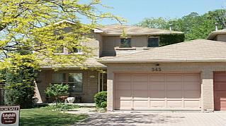 345 Erin St, House attached with 3 bedrooms, 3 bathrooms and null parking in Oakville ON | Image 1