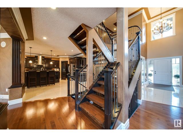 5537 Mcluhan Bl Nw, House detached with 6 bedrooms, 5 bathrooms and 6 parking in Edmonton AB | Image 7