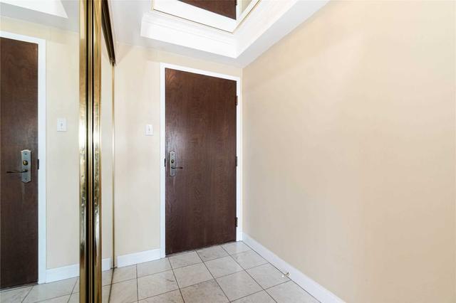 1104 - 24 Hanover Rd, Condo with 2 bedrooms, 2 bathrooms and 2 parking in Brampton ON | Image 37