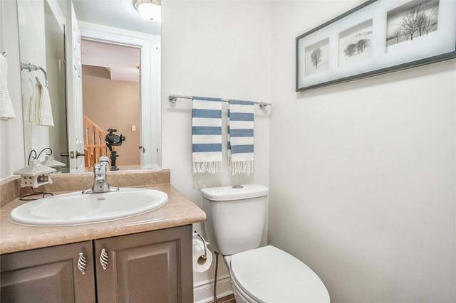 957 The Queensway, House attached with 4 bedrooms, 3 bathrooms and 2 parking in Toronto ON | Image 11