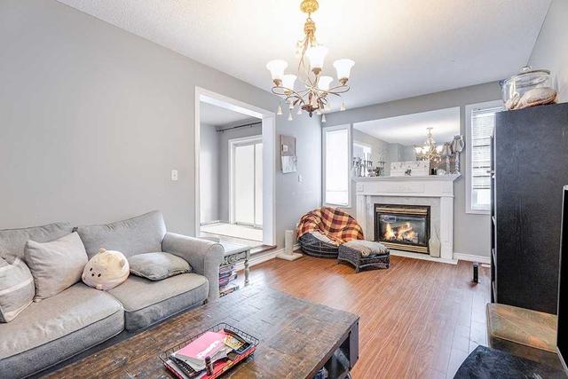 73 Birchwood Dr, House detached with 4 bedrooms, 3 bathrooms and 5 parking in Barrie ON | Image 4