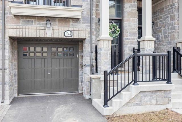 1044 Beachcomber Rd, House attached with 3 bedrooms, 4 bathrooms and 2 parking in Mississauga ON | Image 28