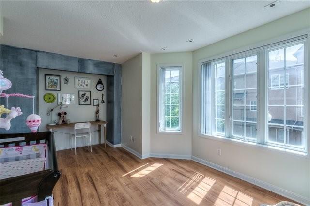 6 - 6 Cox Blvd, Townhouse with 4 bedrooms, 3 bathrooms and 2 parking in Markham ON | Image 9