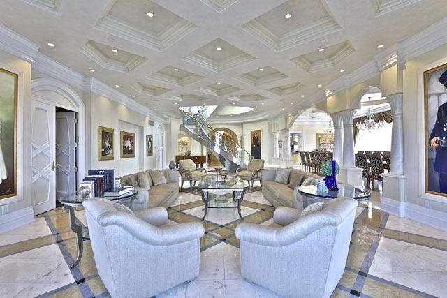 UPh801 - 1 Cordoba Dr, Condo with 6 bedrooms, 10 bathrooms and 7 parking in Vaughan ON | Image 4