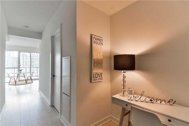 1001 - 20 Bruyeres Mews, Condo with 1 bedrooms, 1 bathrooms and null parking in Toronto ON | Image 5