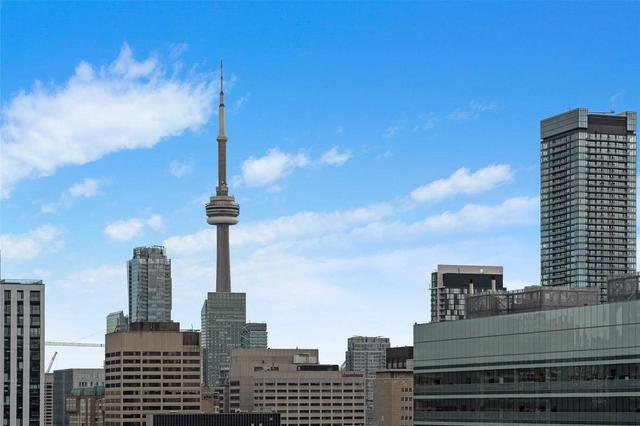 1802 - 832 Bay St, Condo with 2 bedrooms, 2 bathrooms and 1 parking in Toronto ON | Image 8