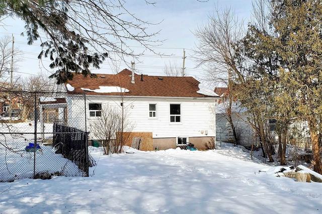 118 Eagle St, House detached with 2 bedrooms, 1 bathrooms and 8 parking in Newmarket ON | Image 26