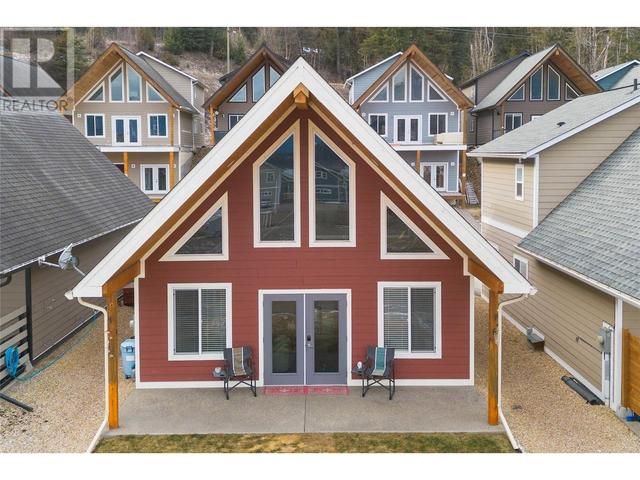 6 - 5211 Trans Canada Highway, House detached with 3 bedrooms, 2 bathrooms and 2 parking in Columbia Shuswap C BC | Image 1